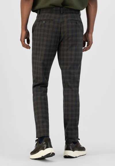 DSTREZZED - Slim fit Checked Chino