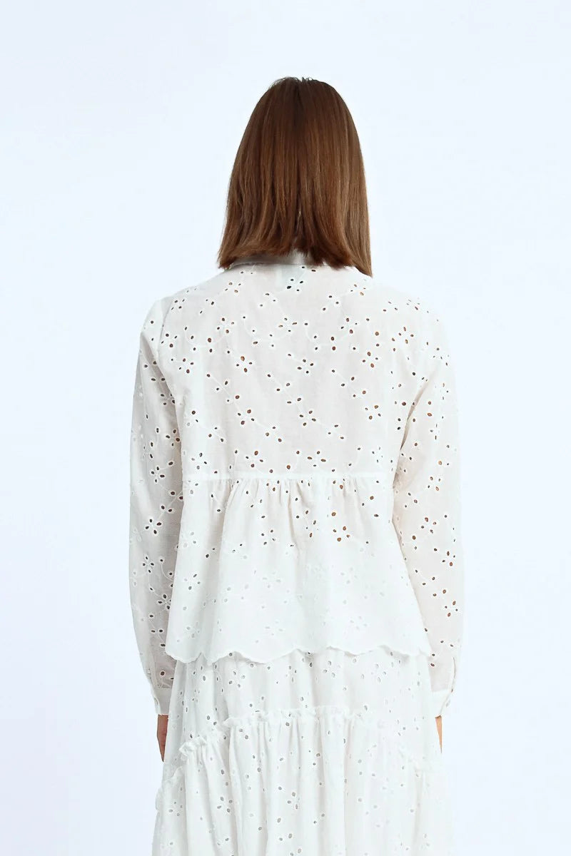 Lili Sidonio - English Embroidery Blouse