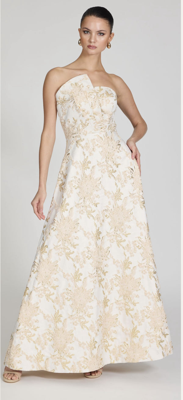 Romance - Matteau Gown