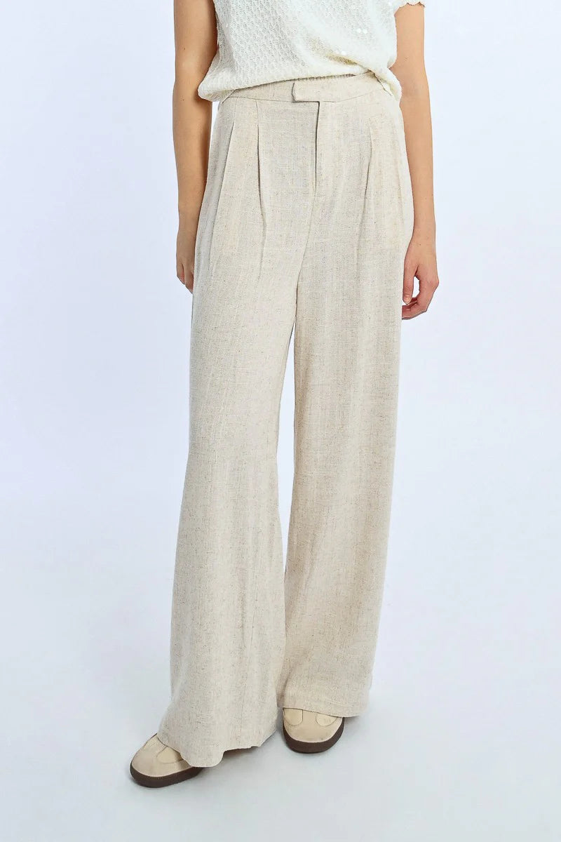 Lili Sidonio - Pleated Wide Leg Pants